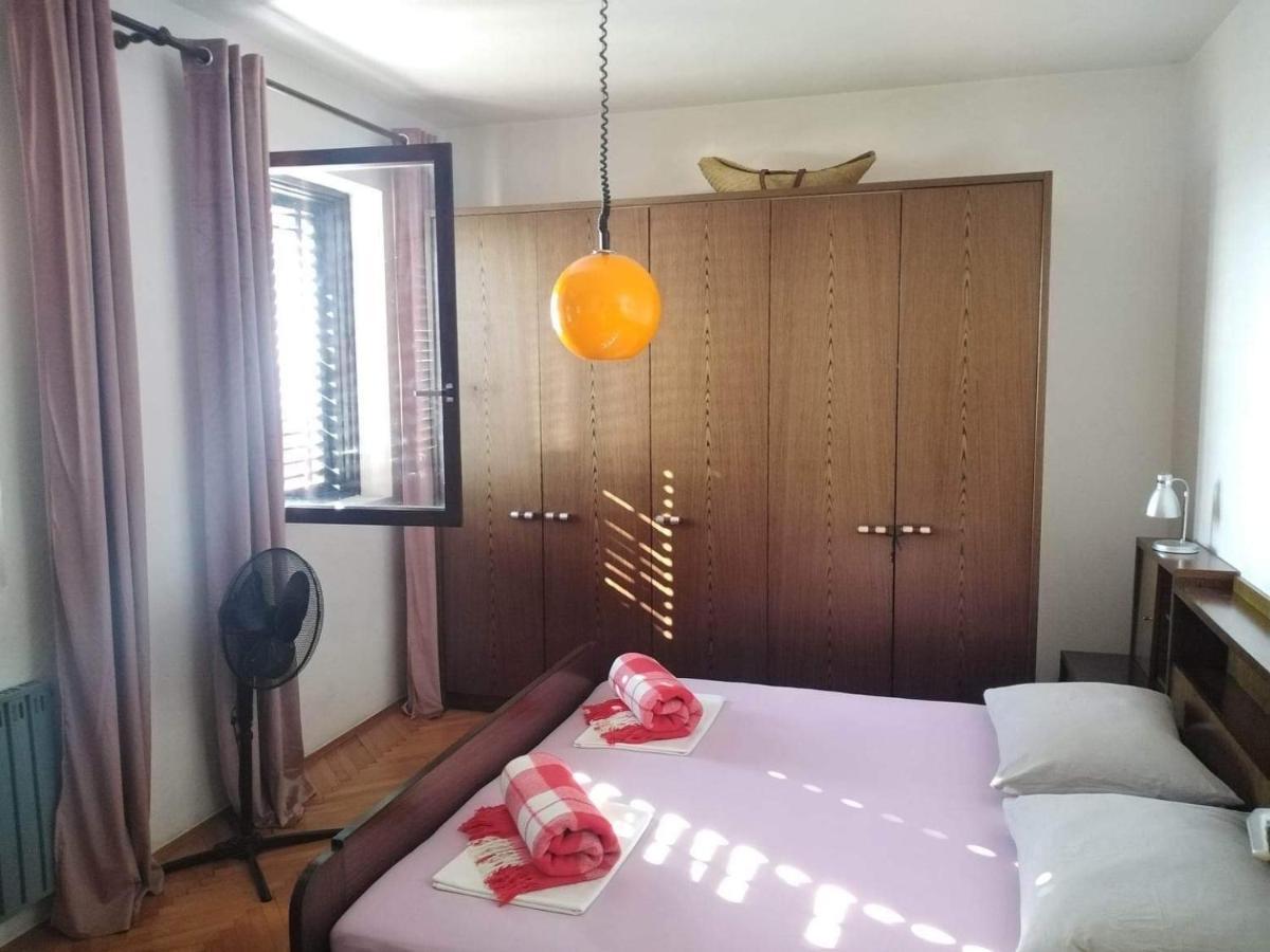 Apartment Franjo Сен Екстериор снимка